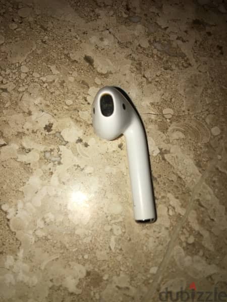 Apple Airpods 2nd gen 3