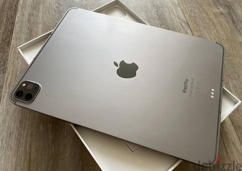 Ipad Pro 11-inch m2 512gb- Space Gray او البدل بهاتف آيفون 0