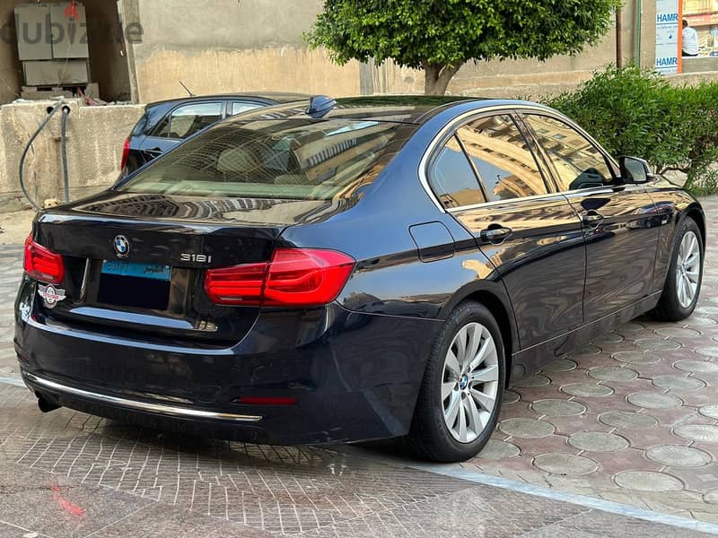 BMW 318i 2017 Luxury - بي ام 318 لاكشري 5