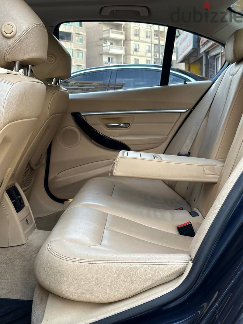 BMW 318i 2017 Luxury - بي ام 318 لاكشري 10
