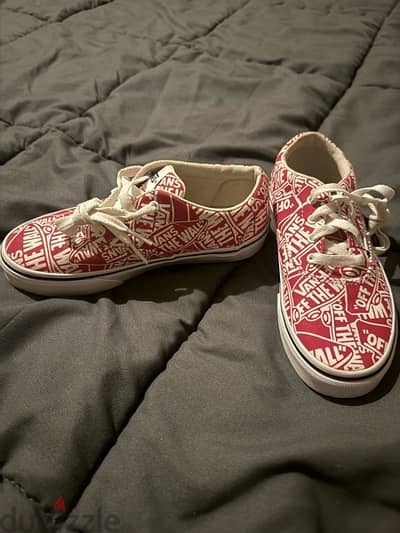 Vans shoes for boys size 32.5