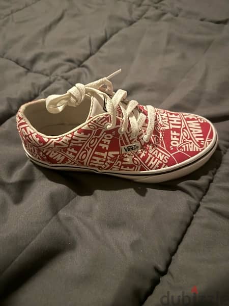 Vans shoes for boys size 32.5 2