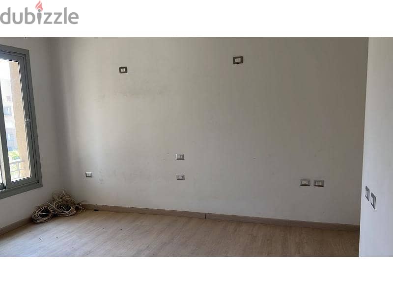Apartment for rent in Village Gate Kitchen & Acs . 1