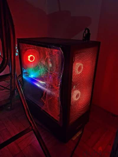 Gaming PC- like new