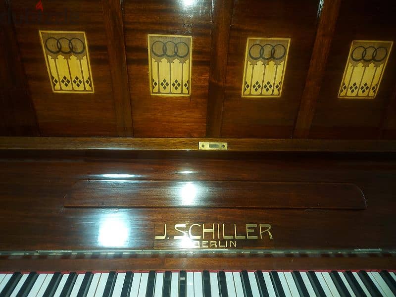 بيانو المانى انتيك كالجديد تماما  ماركه Scheller Berlin 5