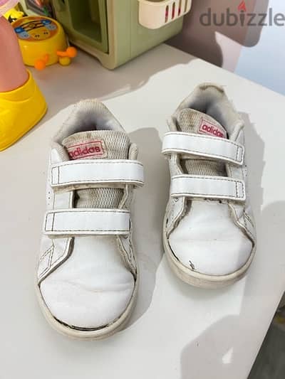 ADIDAS KIDS SHOES size 23