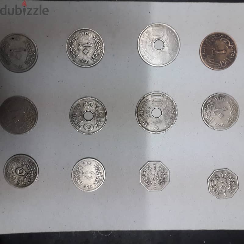 32 عملة مصرية معدنية قديمة . . سعرهم 700 جنيه قابل للتفاوض 0