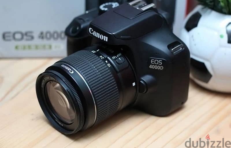 كاميرا كانون EOS 4000D مع عدسة EF-S 18-55MM III 0