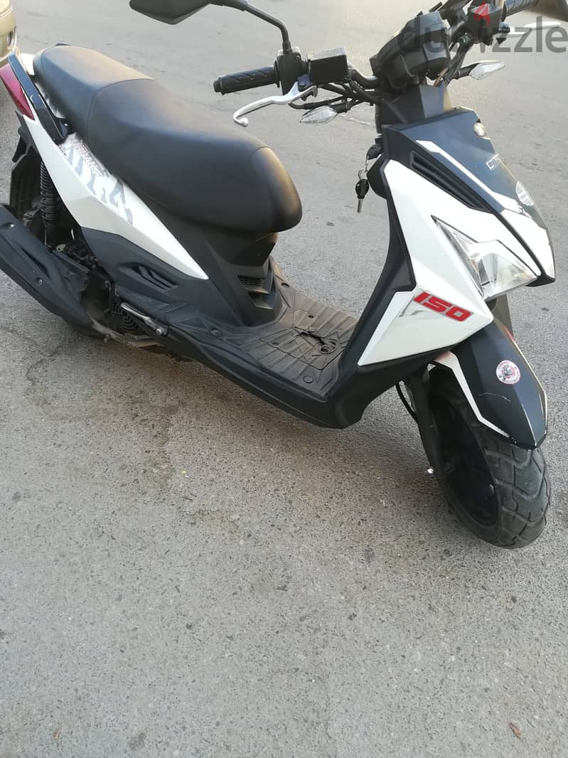 سكوتر kymco urban s 2021 4