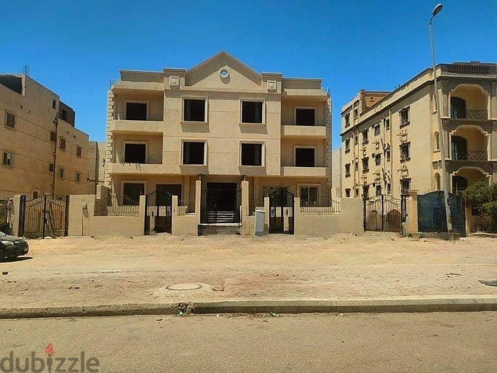 شقة للبيع إستلام فورى في الشيخ زايد مساحة 240 متر تاني بلكونة واجهه بحري 4