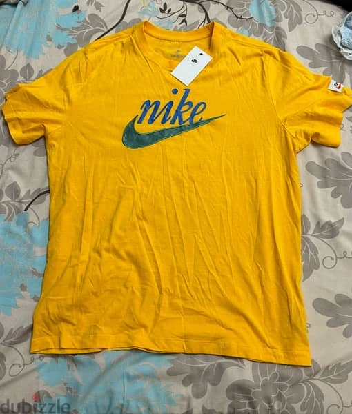 nike and adidas t shirts 0