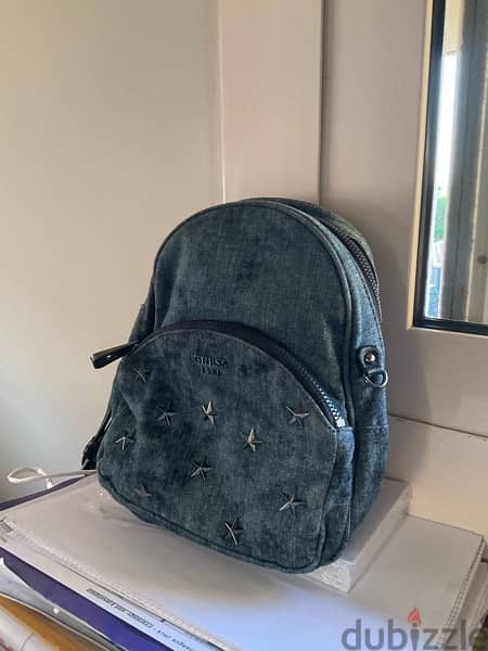 Trendy Guess Backpack 1