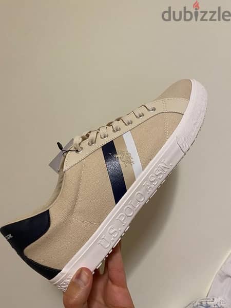 U. S. Polo Assn 0