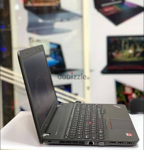 شاشة كبيرة وكارتين شاشة وهاردين و رام 16 مع ضمان  lenovo thinkpad 2