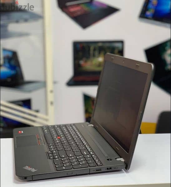 شاشة كبيرة وكارتين شاشة وهاردين و رام 16 مع ضمان  lenovo thinkpad 3