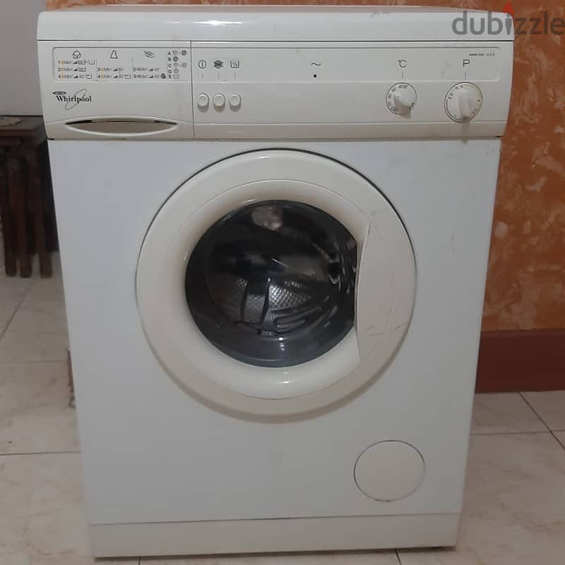 غسالة whirlpool full automatic water بحالة ممتازة 0