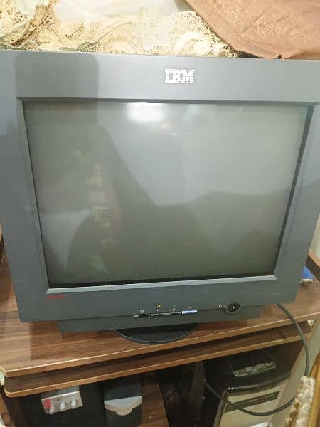 كمبيوتر IBM 0