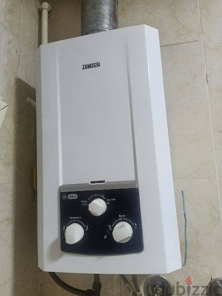 Zanussi gaz water heater 10 litter 1