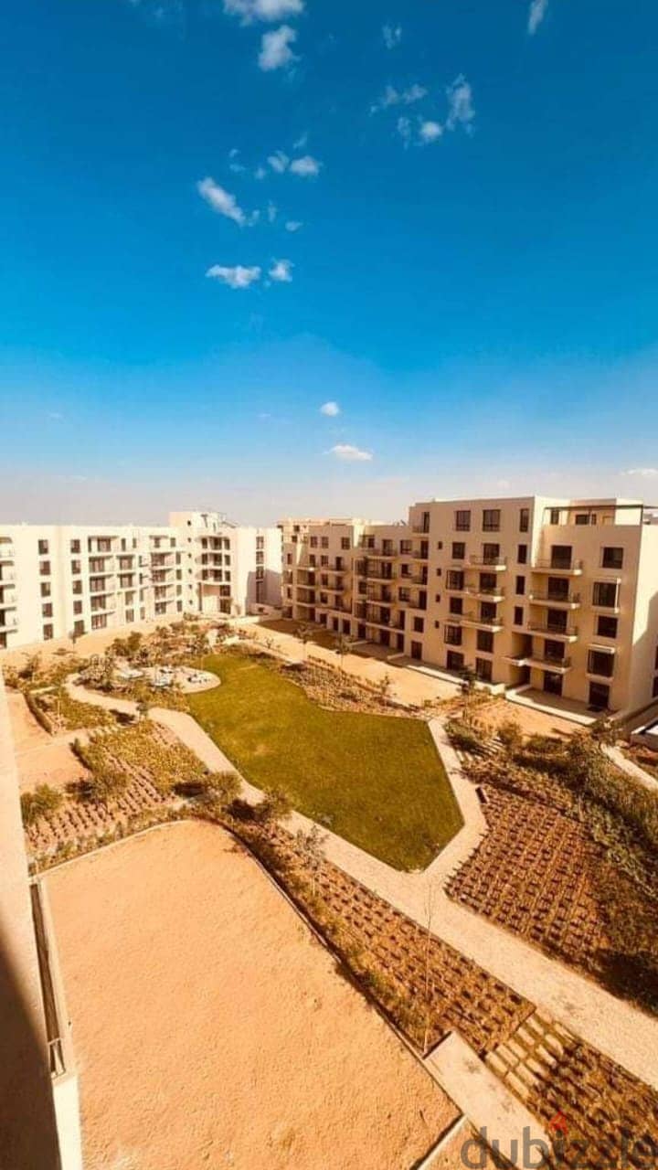 شقة بجاردن للبيع بكمبوند أويست Apartment with garden for sale at Owest 8