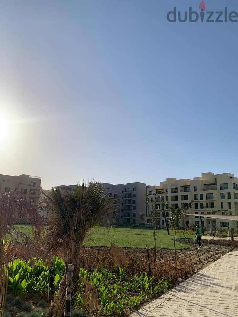 شقة بجاردن للبيع بكمبوند أويست Apartment with garden for sale at Owest 13