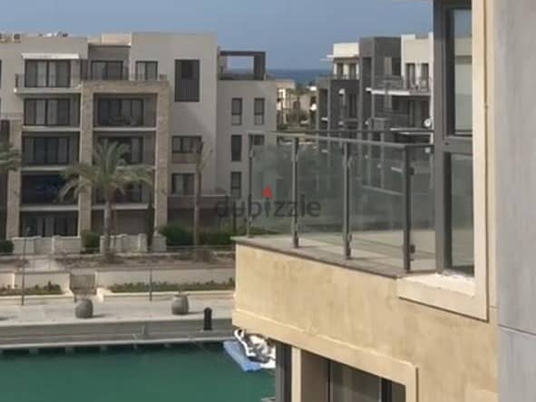 شاليه في مراسي مارينا مباشر على حمام السباحة متشطب للبيع في الساحل الشمالي Marassi Marina 7