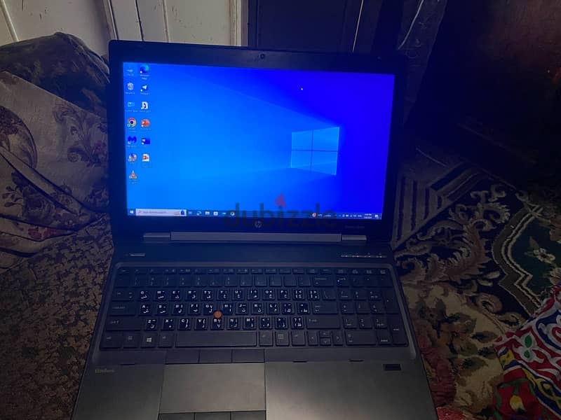 HP elitebook 8570w 0