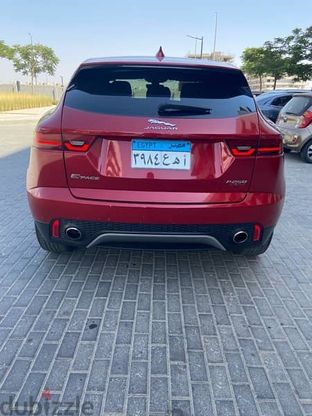 Jaguar E-Pace 2019 9