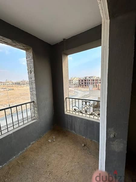 شقة ٣٢٠ متر  تمر حنة٣  القاهرة الجديدة  فيو مفتوح بجوار شارع النوادي 1