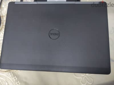 Dell precision workstation 7520  للبيع استيراد لقطة للبرمجة والجرافيك