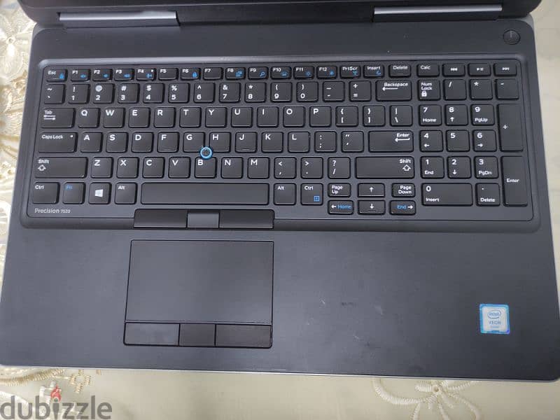 Dell precision workstation 7520  للبيع استيراد لقطة للبرمجة والجرافيك 1