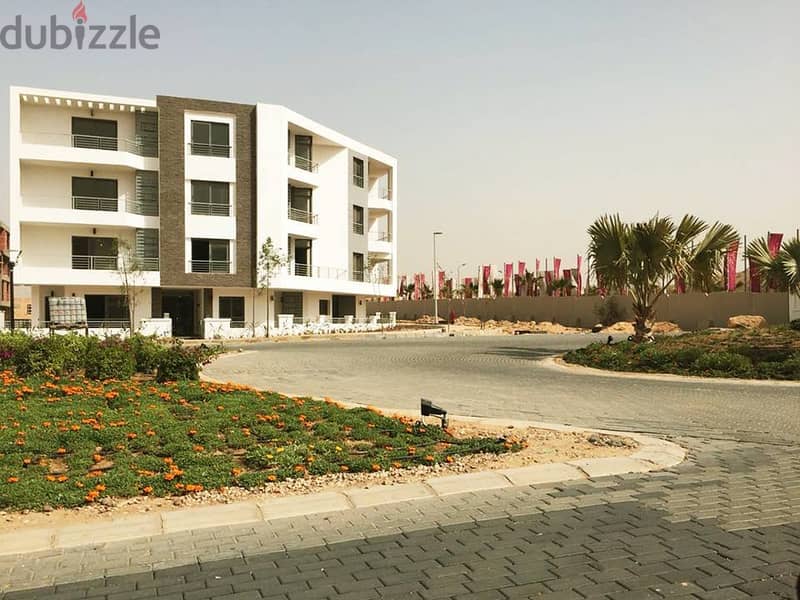 Apartment 166m in landscape view in front of Cairo Airport in Compound Taj City New Cairo 3