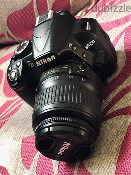 Nikon 3100D (like new) 0