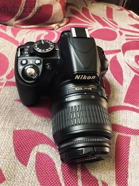 Nikon 3100D (like new) 1