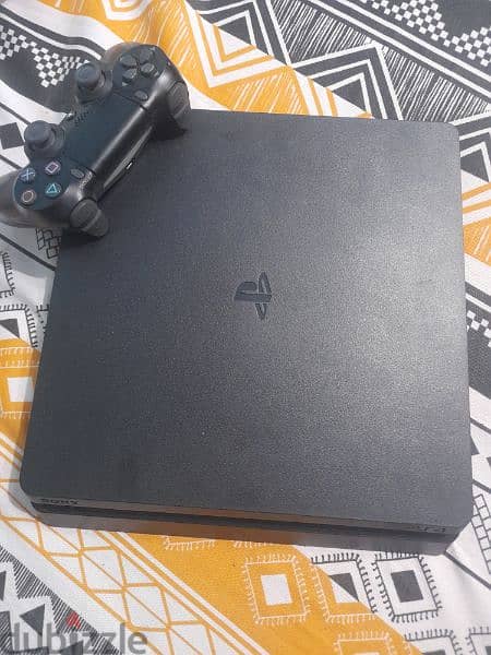 pS4 Slim 3