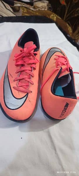 كوتش كره قدم نايك Nike mercurial اوريجينال مقاس 35 0