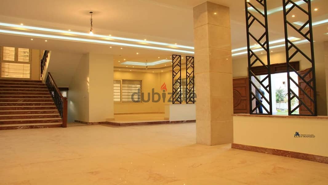 للبيع قصر ريسيل في الشيخ زايد على شارع النزهه الرئيسي 7غرف استلام فوري 4