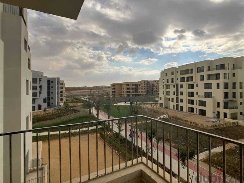 Apartment for rent at Owest Tulwa شقة للإيجار بكمبوند أويست أكتوبر 14