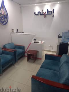 Clinic for rent, 111 square meters, 4 rooms, in a distinguished medical mall, directly on Route 90 - finished and with air conditioning, in the Fifth