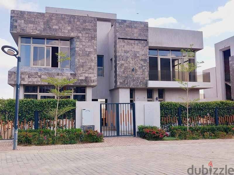 Villa with garden, immediate delivery in October from Sun Capital Compound 2
