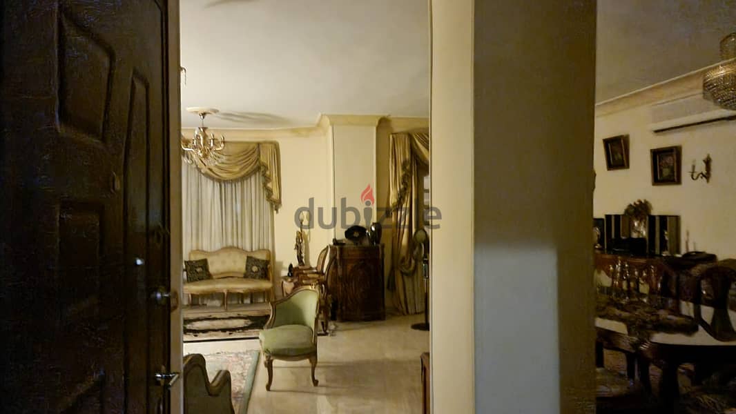 Penthouse for sale, 300 m + 60 m Roof in New Cairo 1