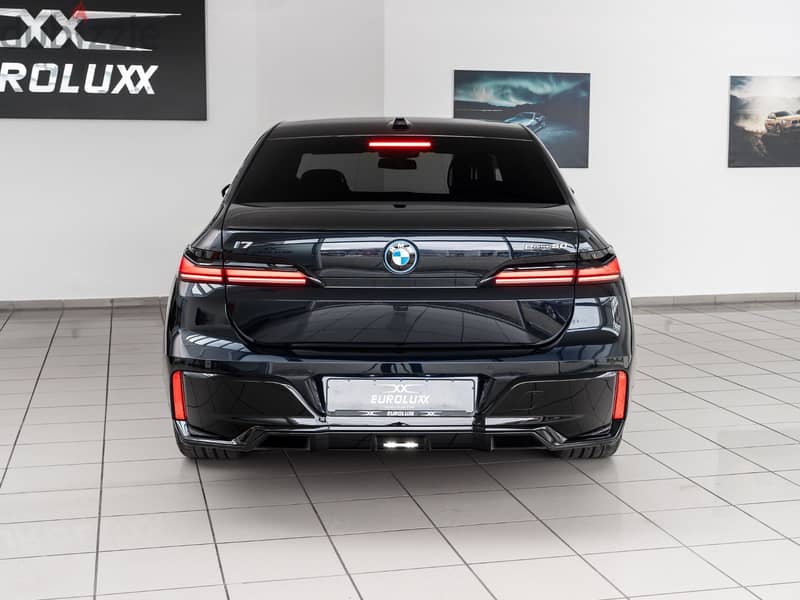 BMW I7 - Ghandour Auto - مبادره المغتربين 5