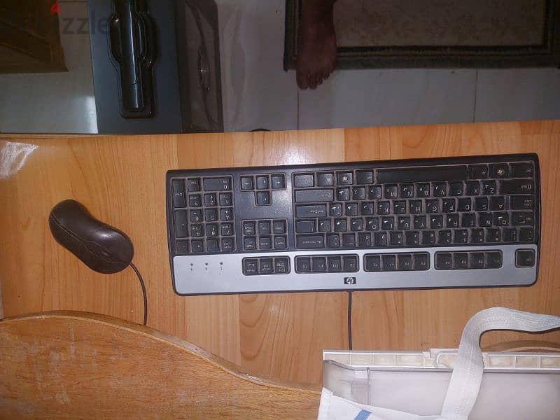 جهاز كمبيوتر للبيع 2