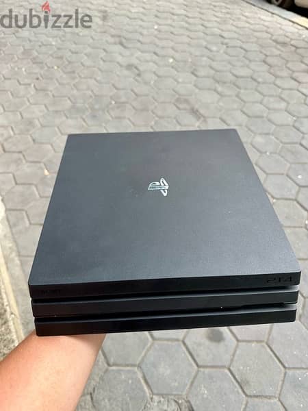 Ps4 Pro Playstation 4 Pro 4k 1 Terabyte + Full BOX Excellent condition 1