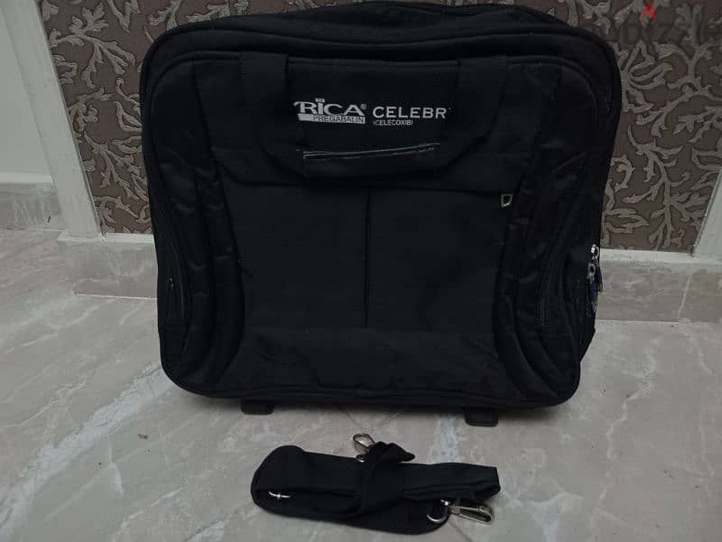 شنطه لابتوب بجرار  laptop bag with wheels 0