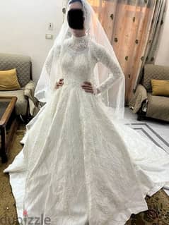 فستان زفاف ملوكى تصميم ركن العروسه بجده السعوديه