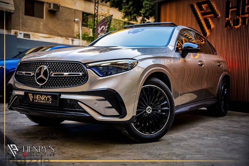 MERCEDES-BENZ GLC300 COUPE AMG 4MATIC 2