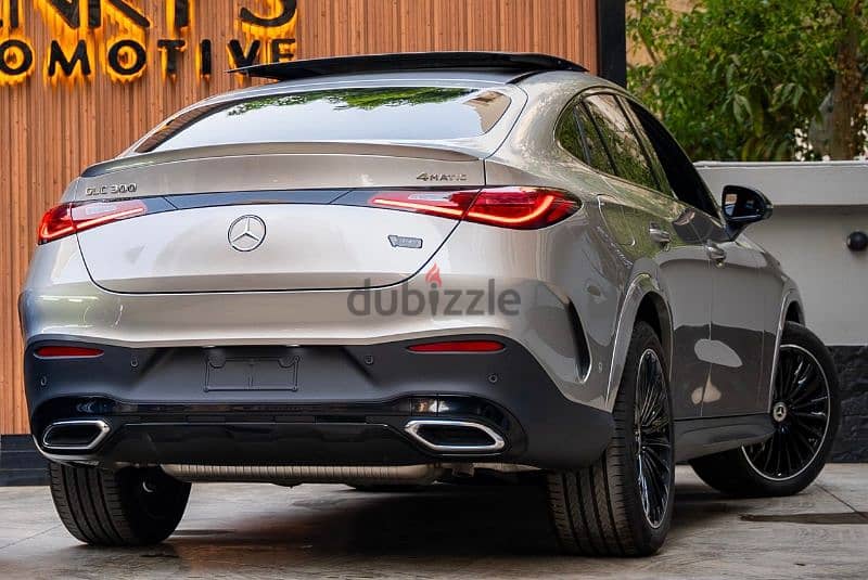 MERCEDES-BENZ GLC300 COUPE AMG 4MATIC 3