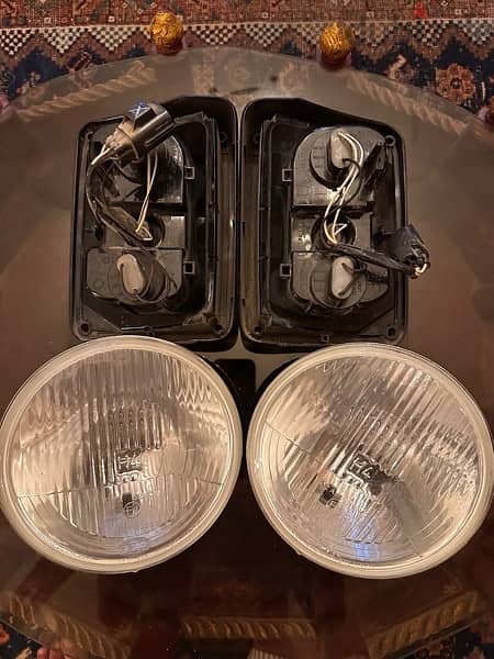 Front and rear Jeep Wrangler stock lamps 2