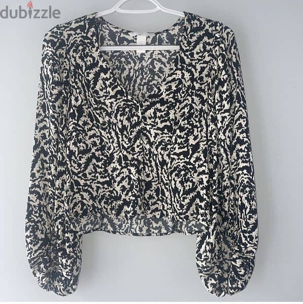 h&m  long-sleeved leopard blouse 0