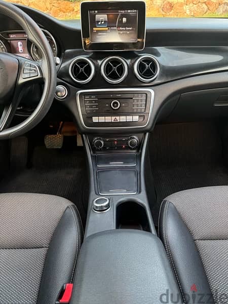 Mercedes-Benz CLA 180 2019 8